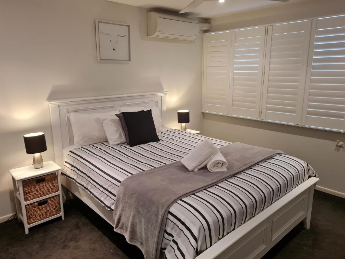 Wharf Lodge River View Apartment 玛志洛 外观 照片